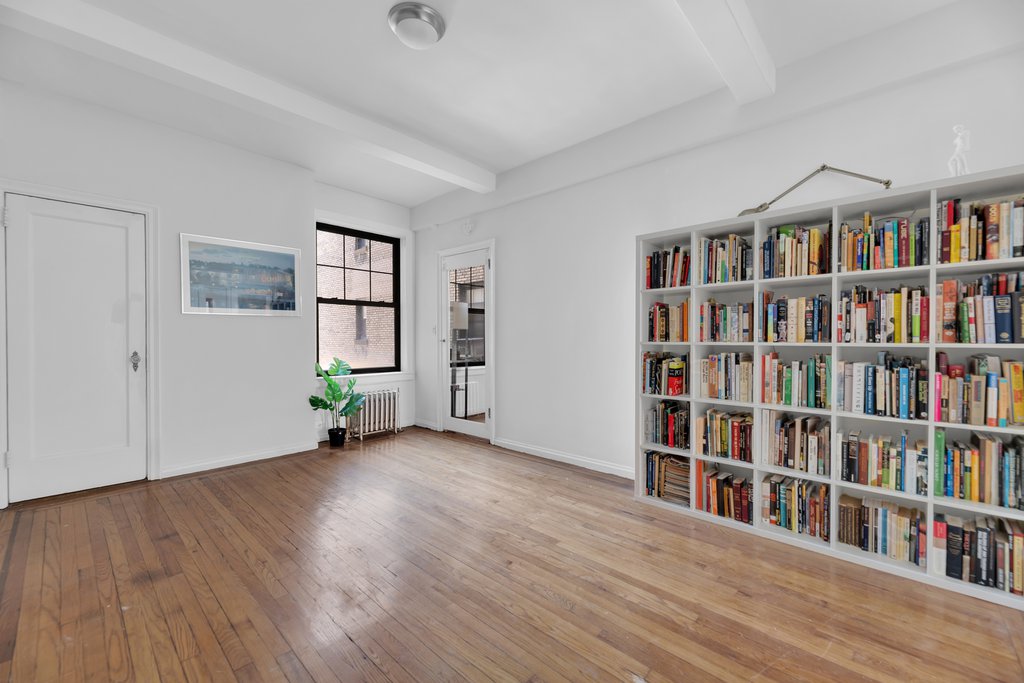 141 East 3rd Street, Unit 3A photo 5