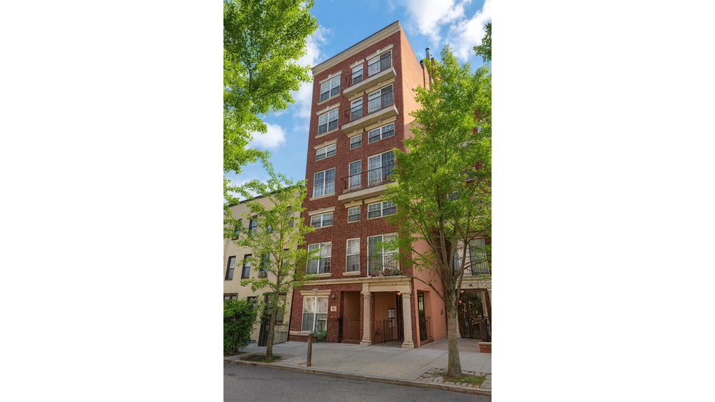 216 Calyer street, Unit 5A photo 12