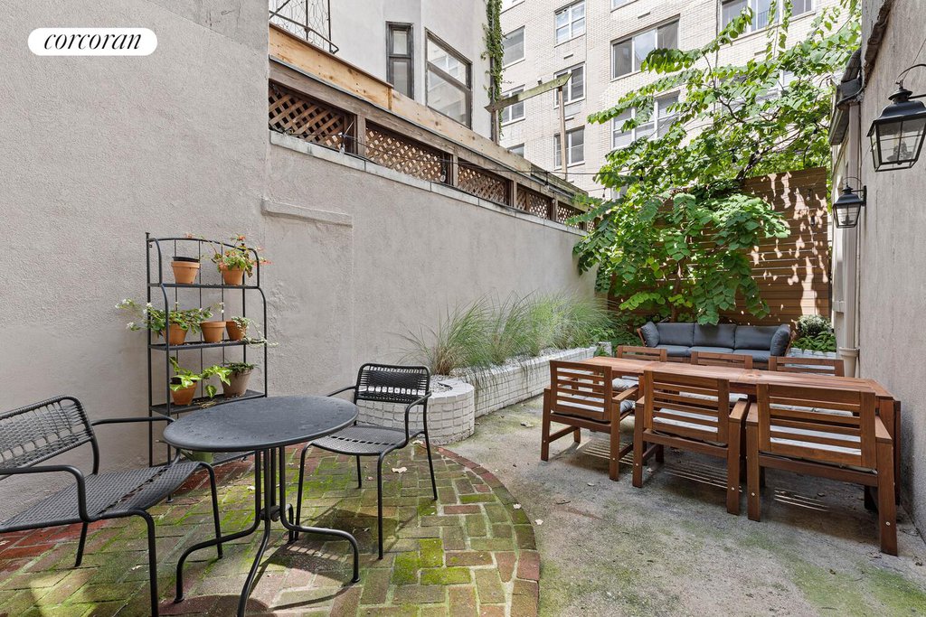 9 East 82nd Street – For Sale photo 10