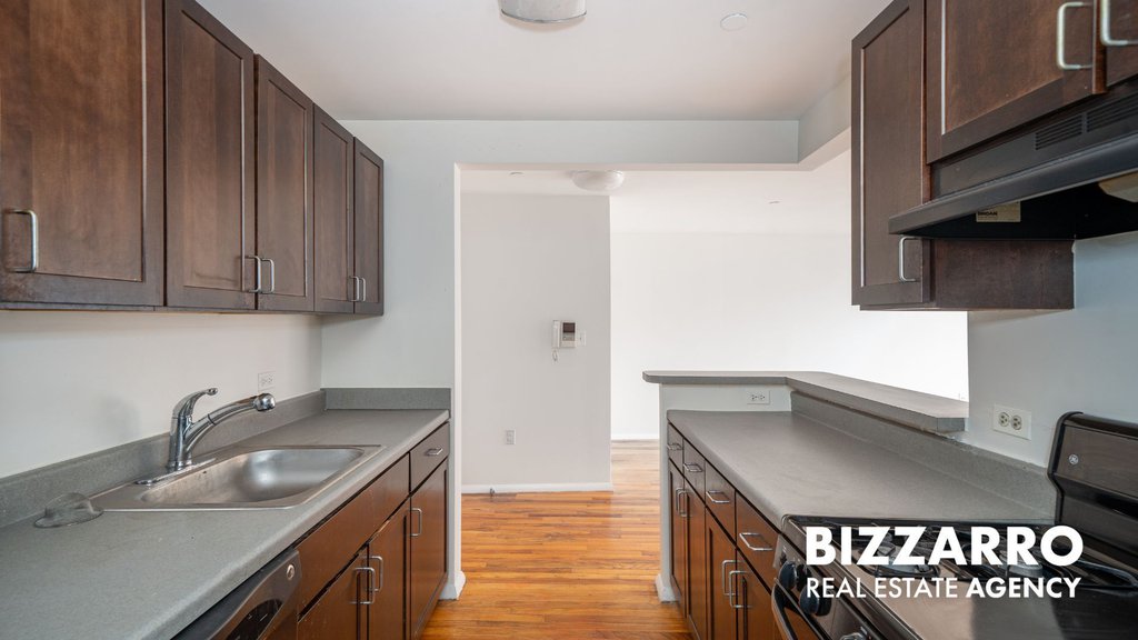 150 Featherbed Lane, Unit 3B photo 5