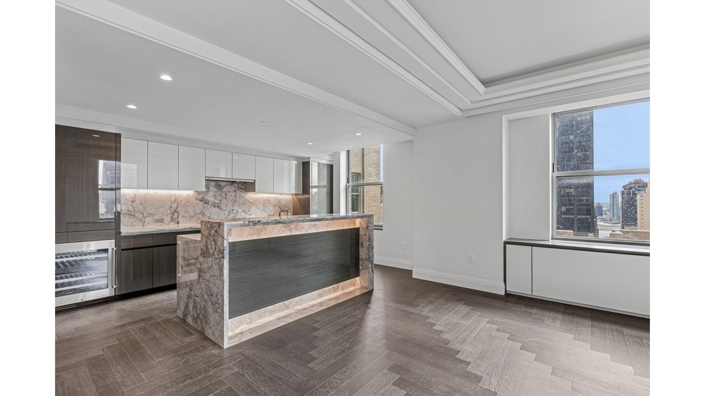 303 Park Avenue, Unit 2811 photo 2