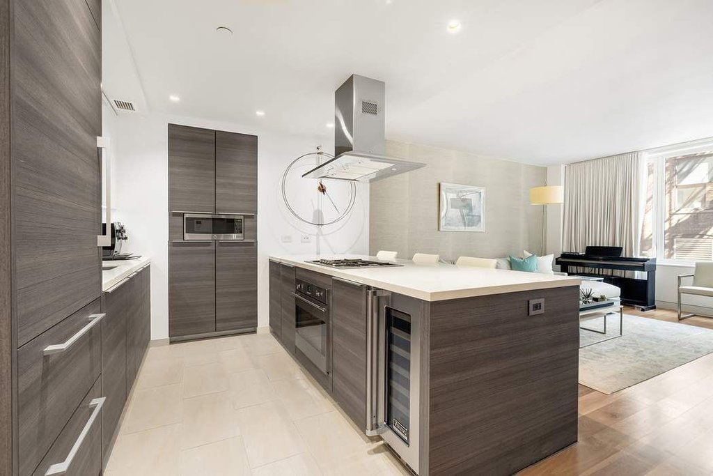 151 West 21st Street, Unit 6A photo 3
