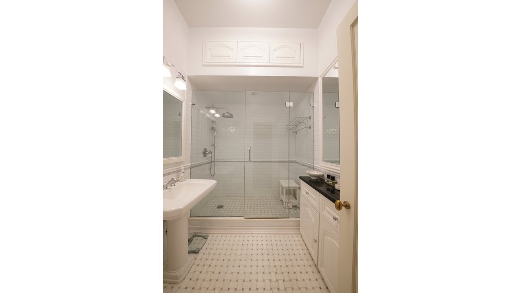 2 East End Avenue, Unit 1E photo 9