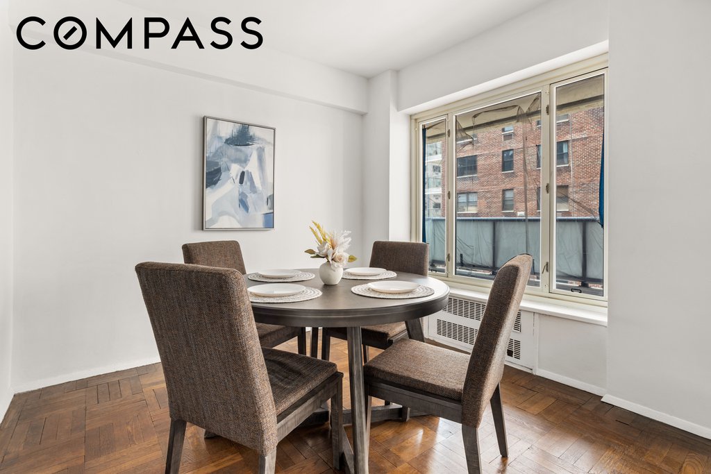 36 Sutton Place South, Unit 11D photo 3