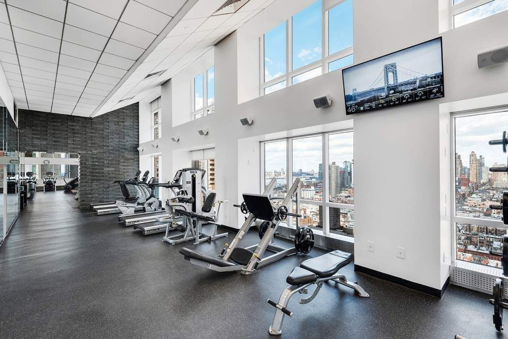 350 West 42nd Street, Unit 15H photo 5