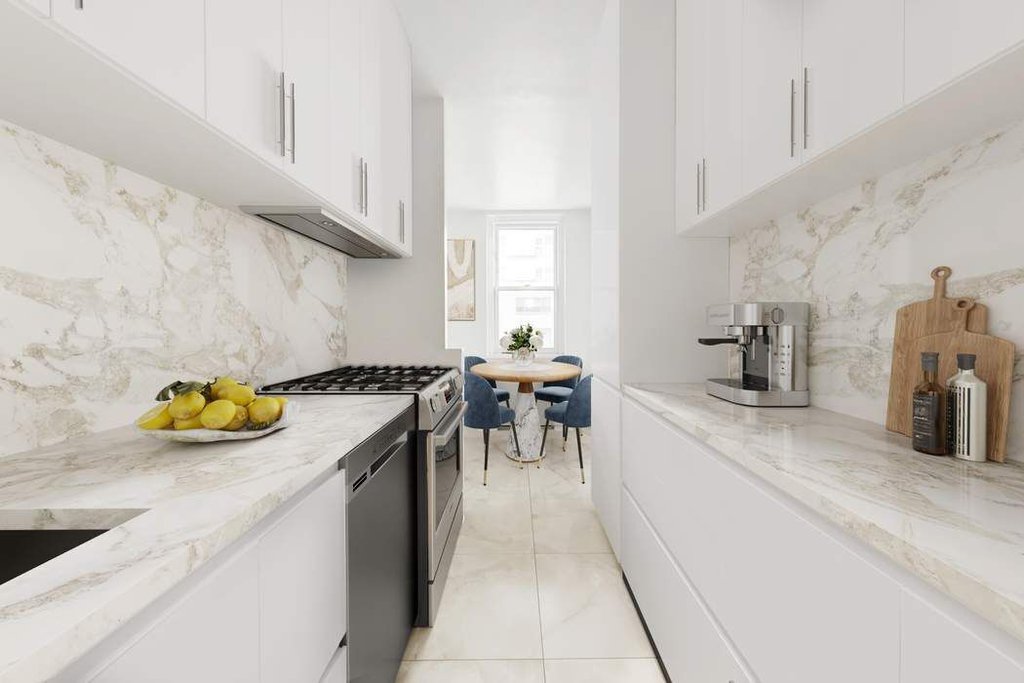 176 East 71st Street, Unit 14D photo 5