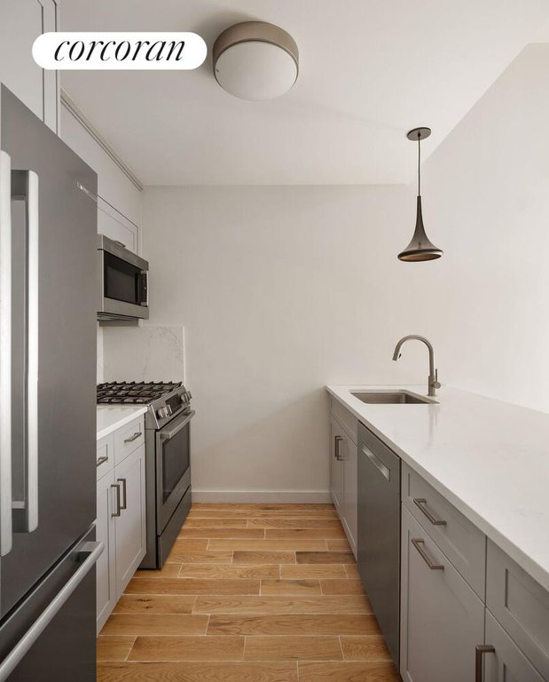 151 Manhattan Avenue, Unit 2A photo 13