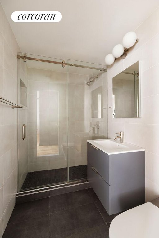 151 Manhattan Avenue, Unit 2A photo 14