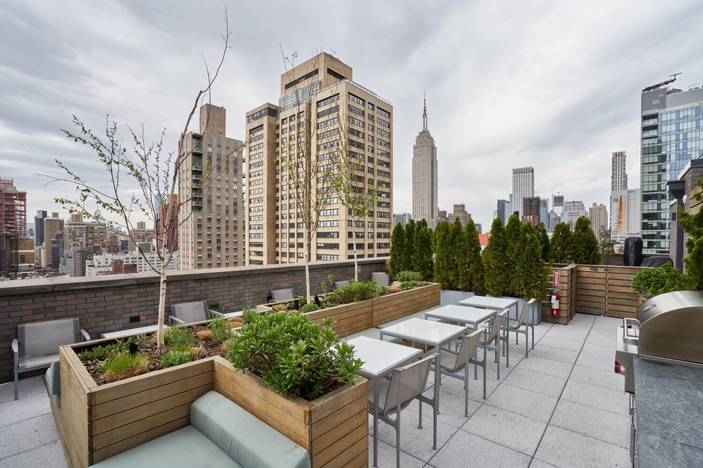 591 Third Avenue, Unit 17A photo 10