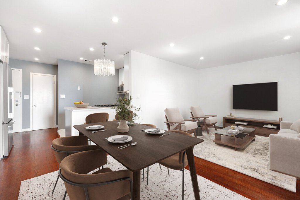3 Hanover Square, Unit 19J photo 2