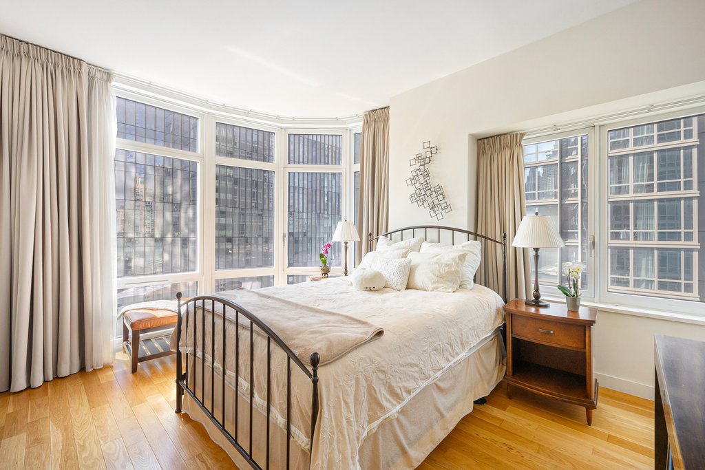 555 West 59th Street, Unit 15B photo 7
