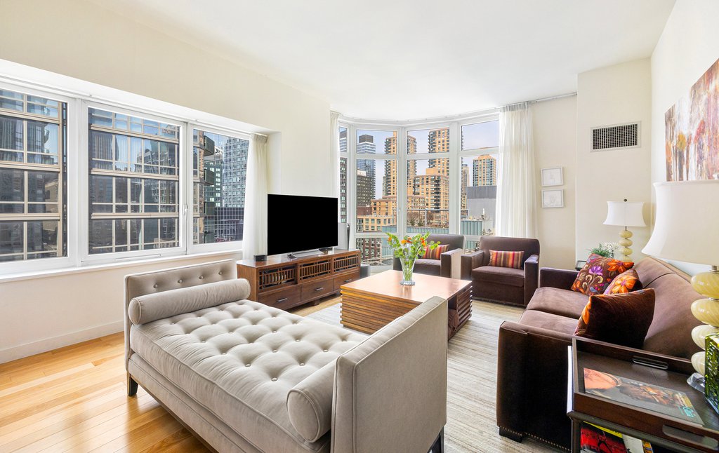 555 West 59th Street, Unit 15B