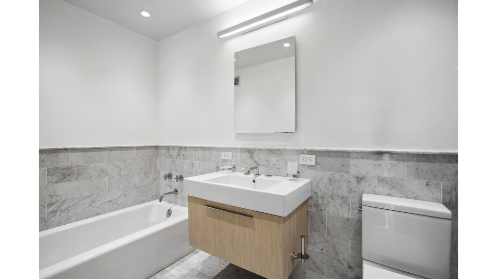 435 East 76th Street, Unit 6A photo 7