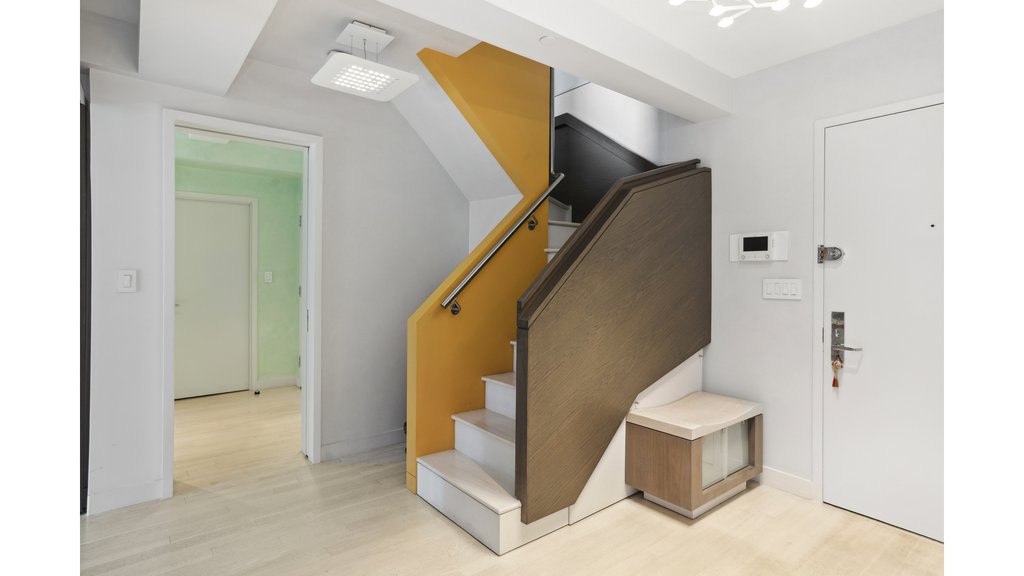 435 East 76th Street, Unit 6A photo 9