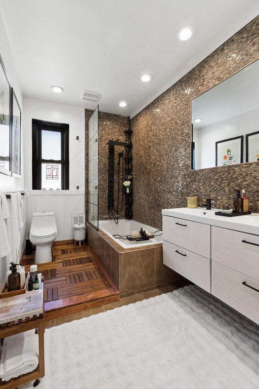 675 Walton Avenue, Unit 6H photo 6