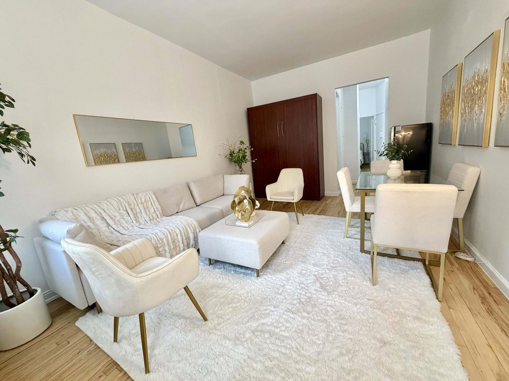 415 East 80th Street, Unit 1B photo 2