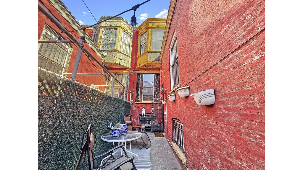 1312 Union Street – For Sale photo 17