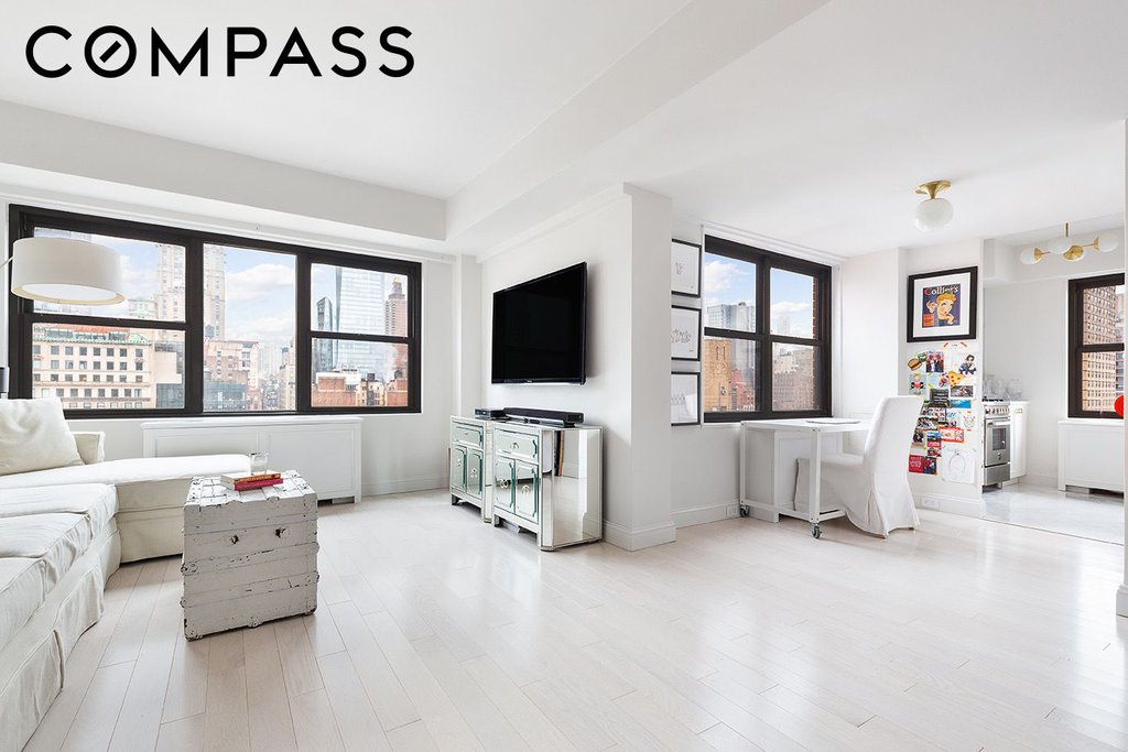 200 East 27th Street, Unit 19C photo 2