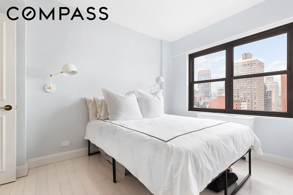 200 East 27th Street, Unit 19C photo 5
