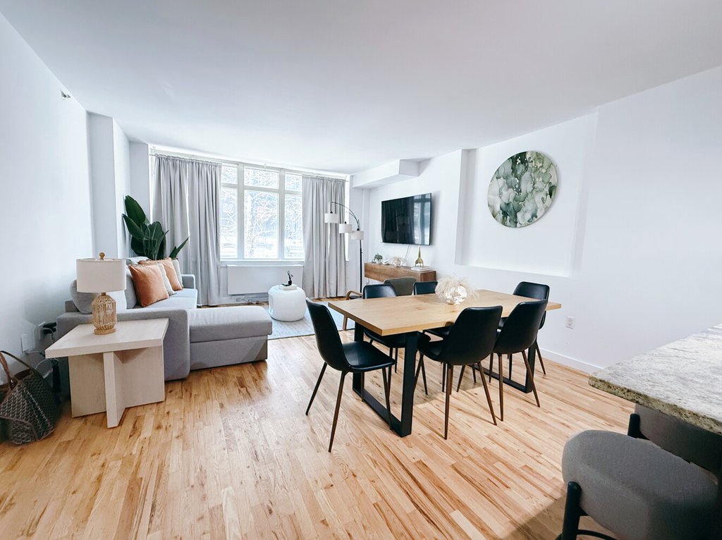 502 Ninth Avenue, Unit 2B