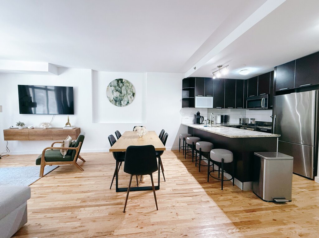 502 Ninth Avenue, Unit 2B photo 2