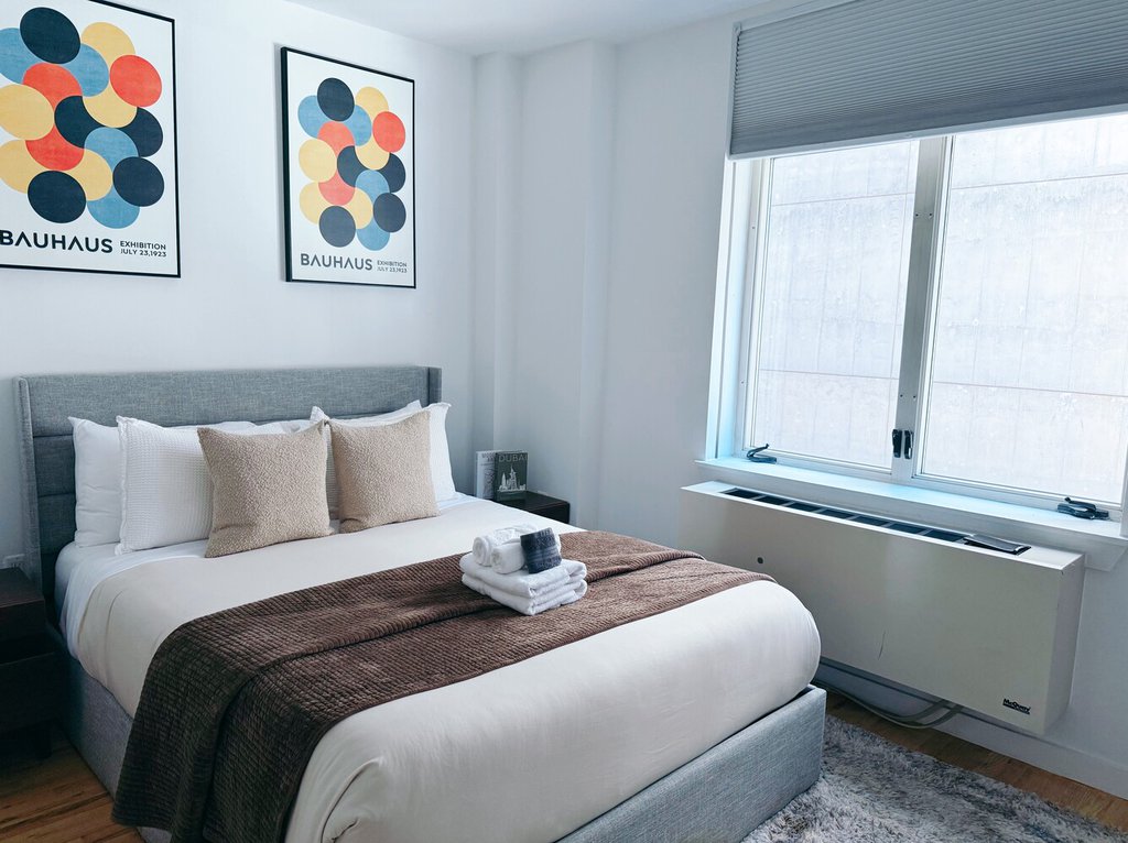 502 Ninth Avenue, Unit 2B photo 4