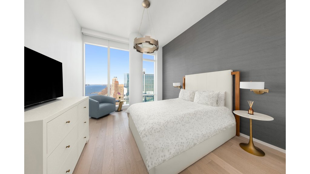 30 Riverside Boulevard, Unit 36B photo 7
