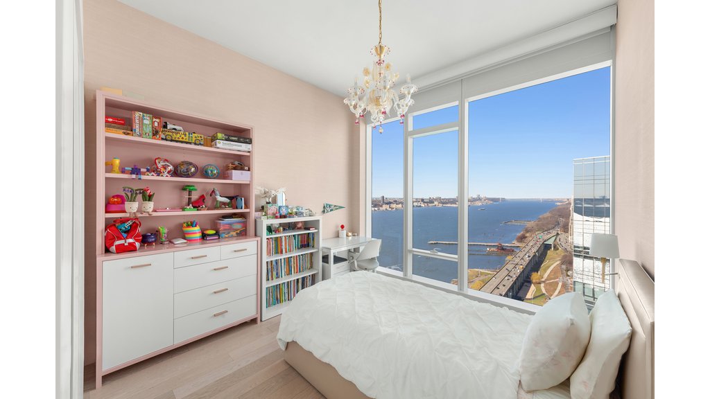 30 Riverside Boulevard, Unit 36B photo 9