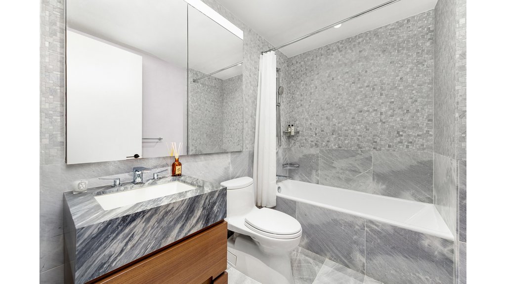 30 Riverside Boulevard, Unit 36B photo 10