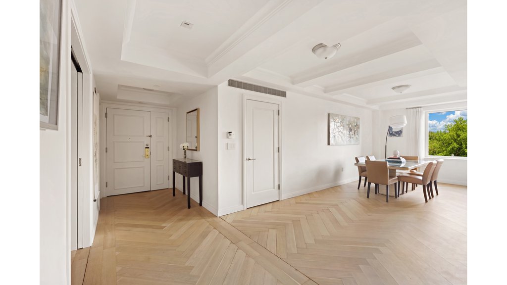 160 Central Park South, Unit 401 photo 6