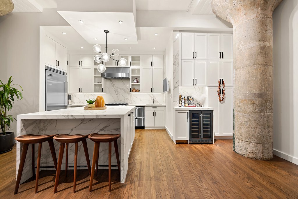 195 Hudson Street, Unit 2D photo 4