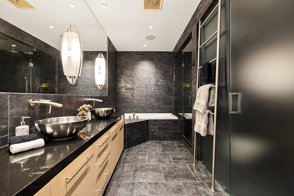 195 Hudson Street, Unit 2D photo 8