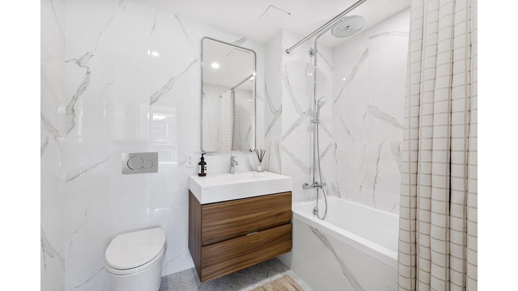 78-29 Austin Street, Unit PH2K photo 9