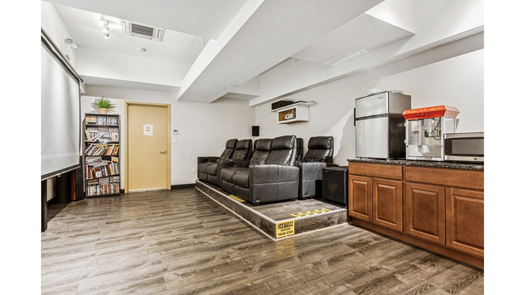118-17 Union Turnpike, Unit 21K photo 20