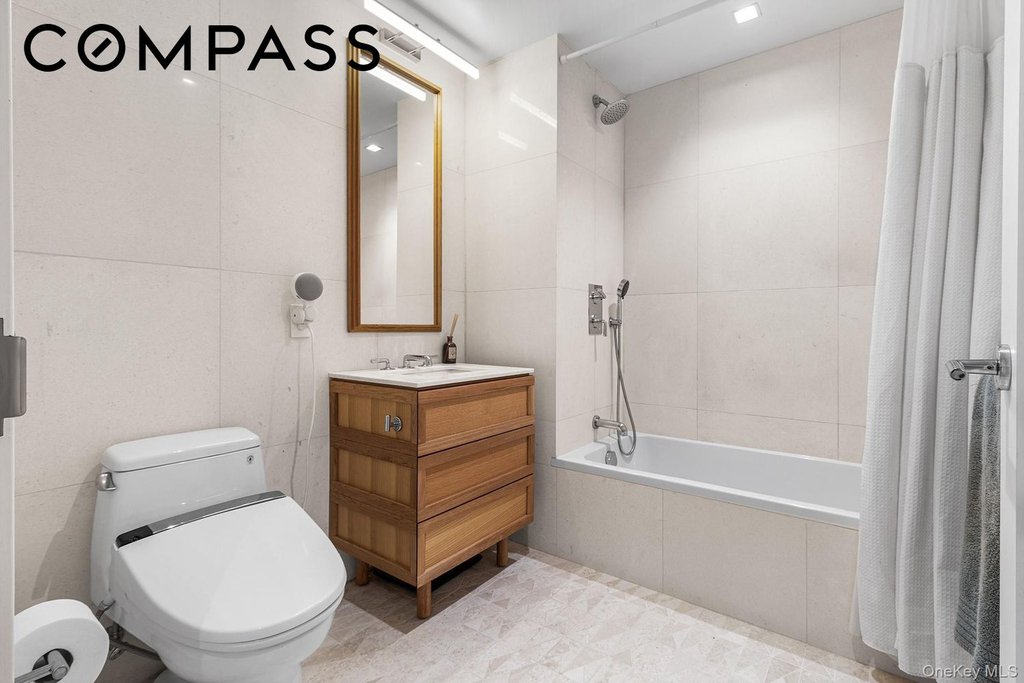 37-14 34th Street, Unit N3E photo 3
