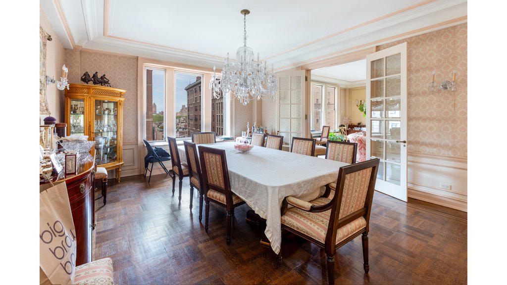 875 Park Avenue, Unit 11B photo 3