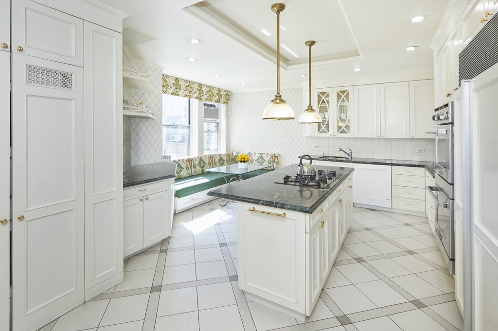875 Park Avenue, Unit 11B photo 7