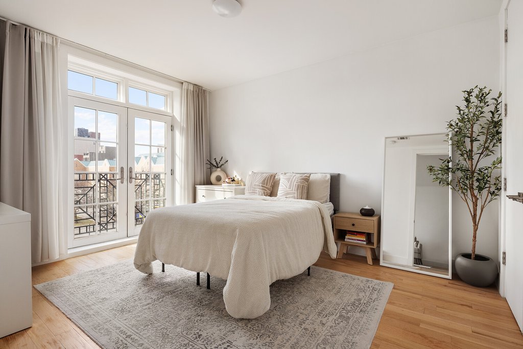 627 Dekalb Avenue, Unit 3A photo 5