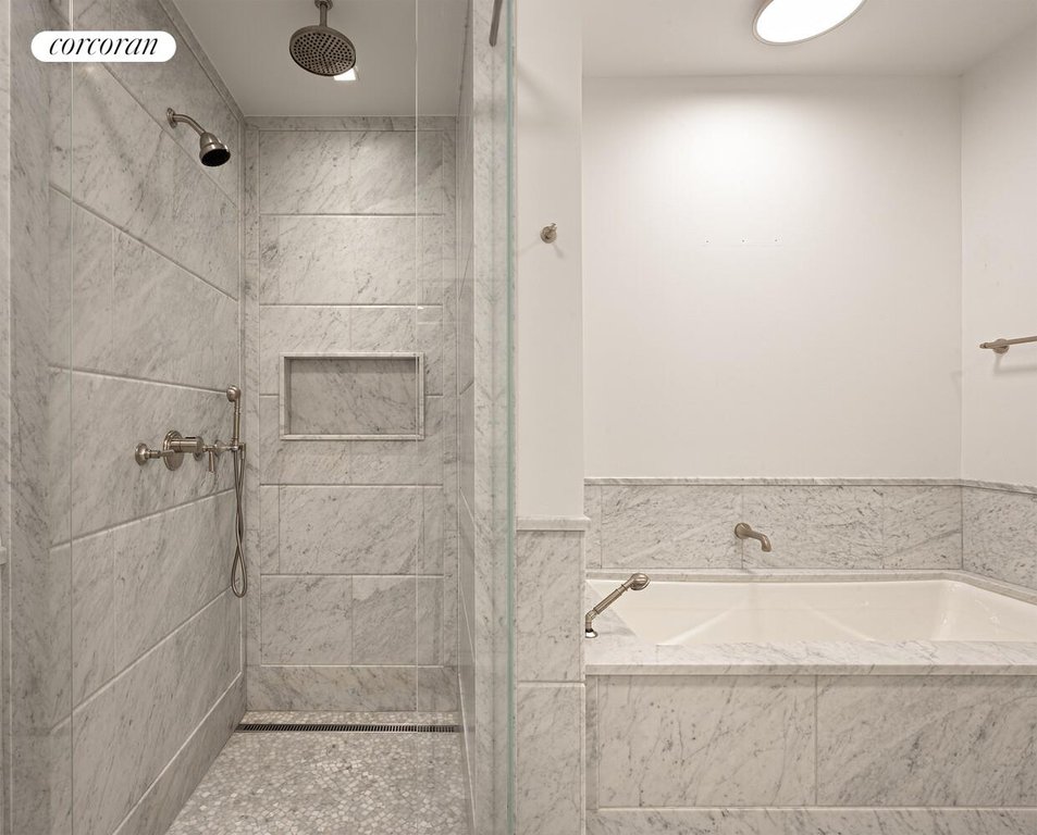 10 Madison Square West, Unit 8G photo 8
