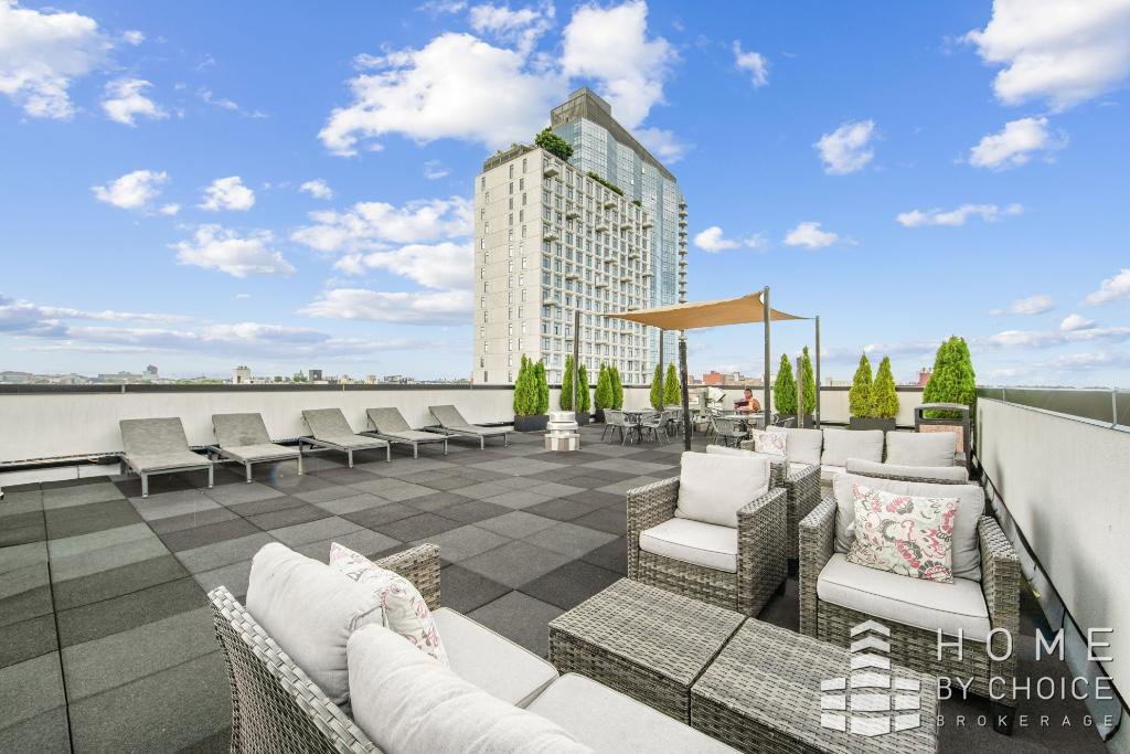 88 Linden Boulevard, Unit 8E photo 10