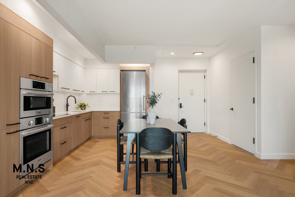 22-54 46th Street, Unit 504 photo 4