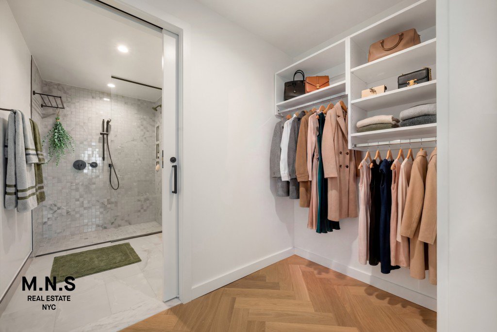 22-54 46th Street, Unit 504 photo 6