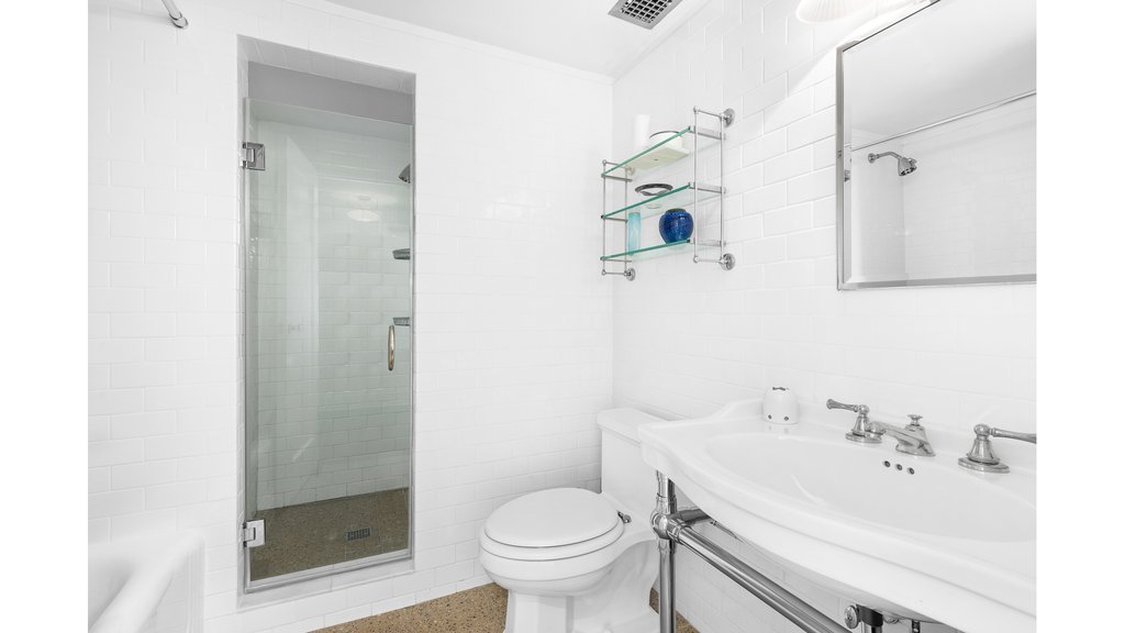 350 West 57th Street, Unit 5J photo 5