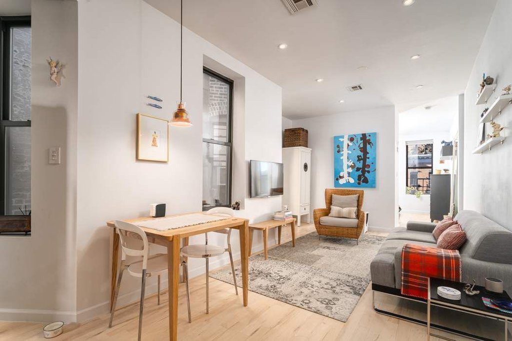 2072 Frederick Douglass Boulevard, Unit 5C photo 2