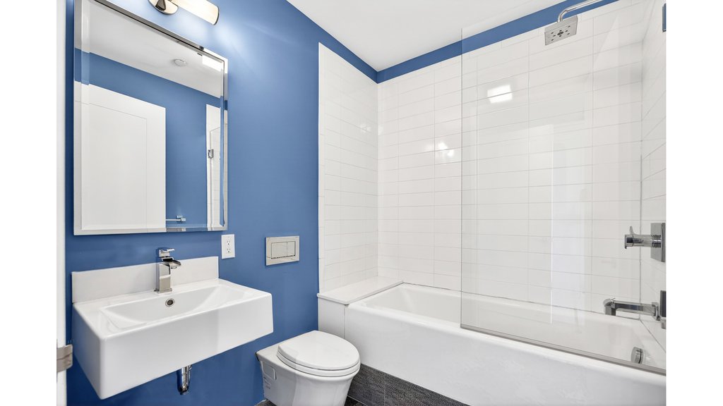 240 Riverside Boulevard, Unit 27A photo 26