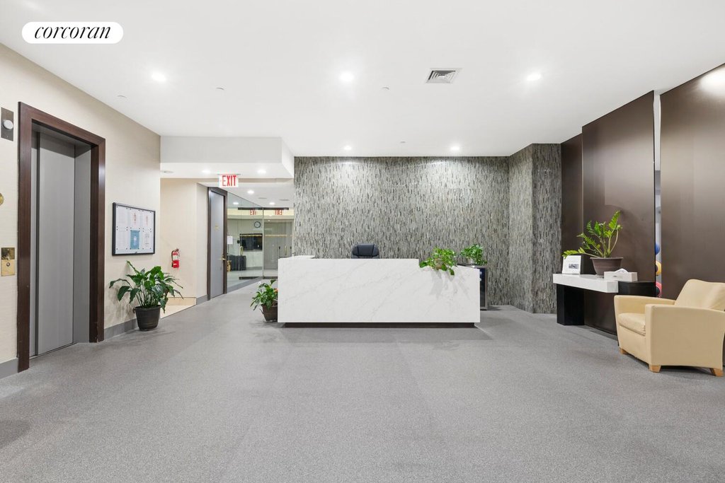 845 United Nations Plaza, Unit 5C photo 18