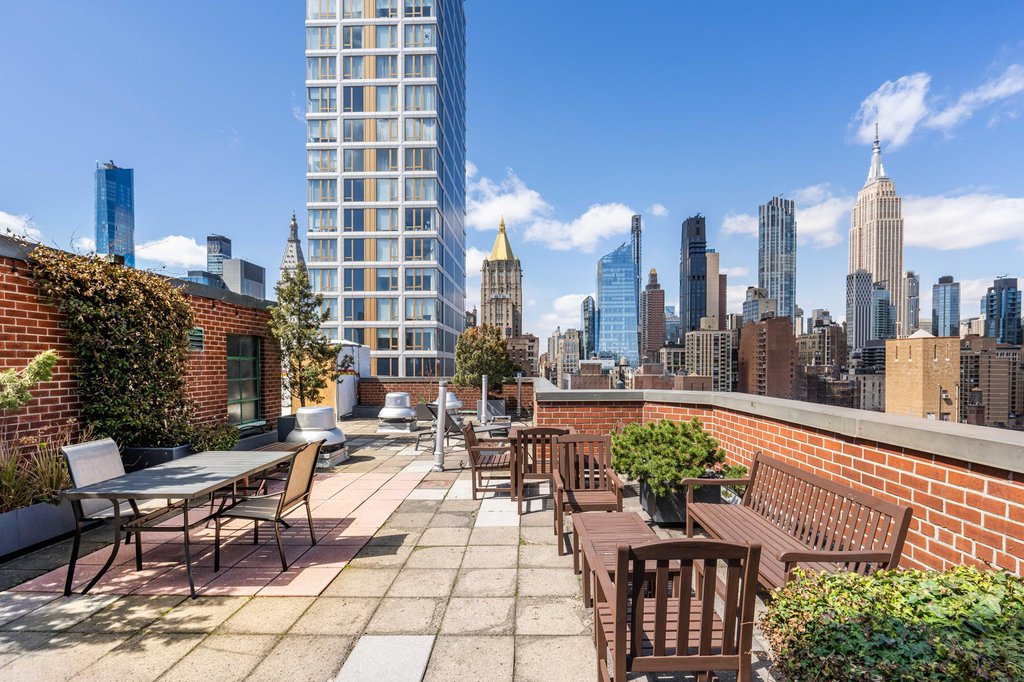 200 East 27th Street, Unit 5B photo 8