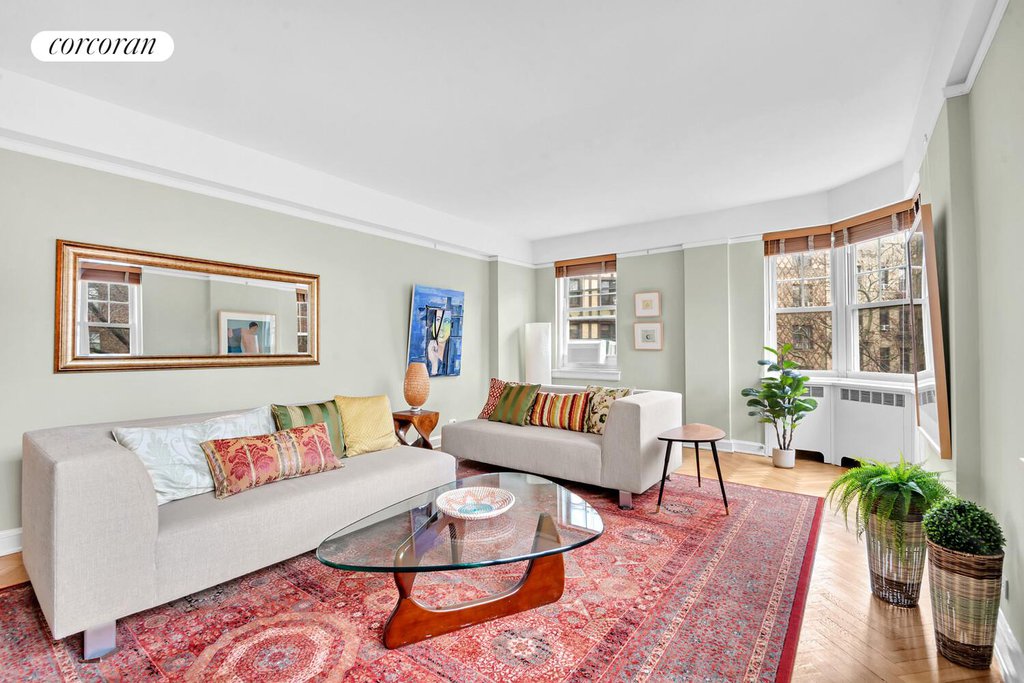 120 Cabrini Boulevard, Unit 44 photo 2