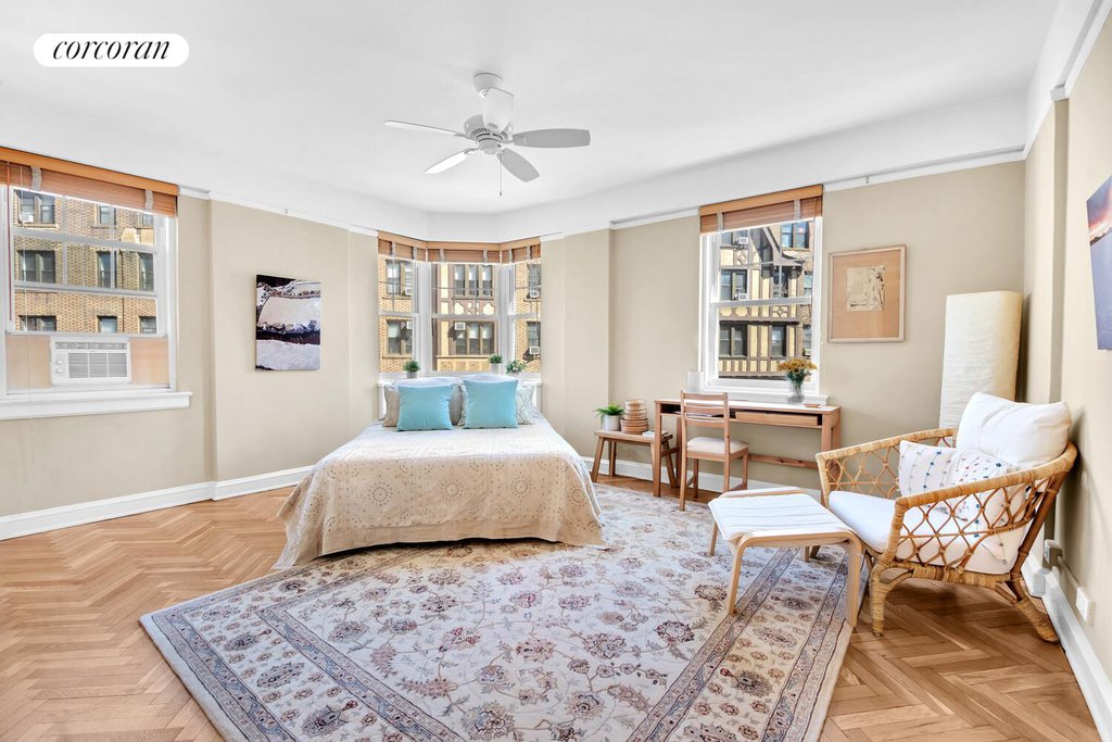 120 Cabrini Boulevard, Unit 44 photo 9