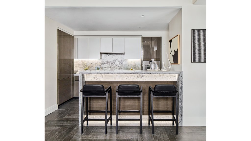 303 Park Avenue, Unit 4309 photo 2